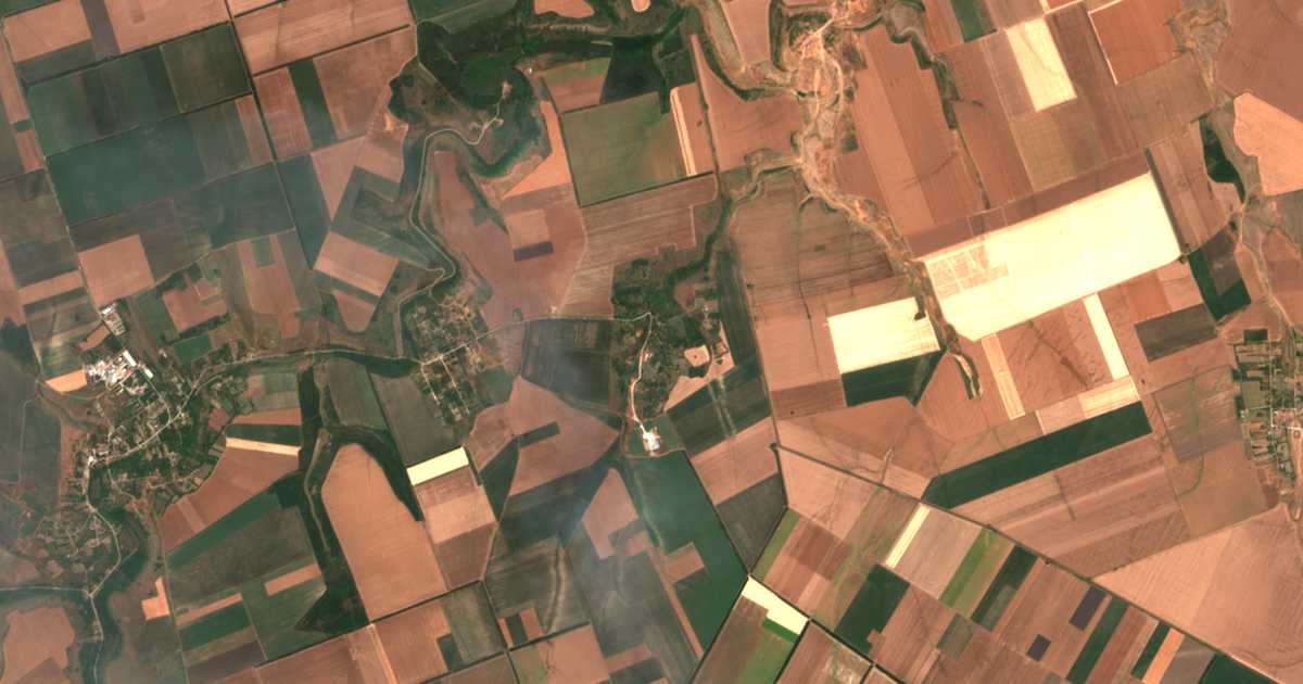 Сателитна карта на Краище