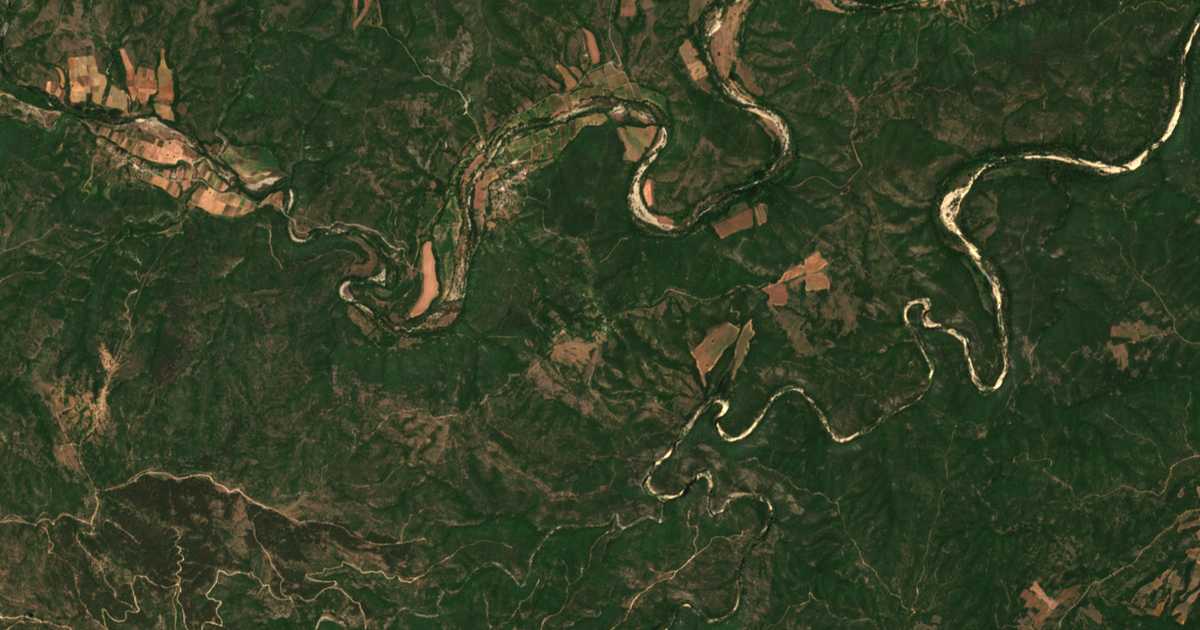 Сателитна карта на Горно Луково