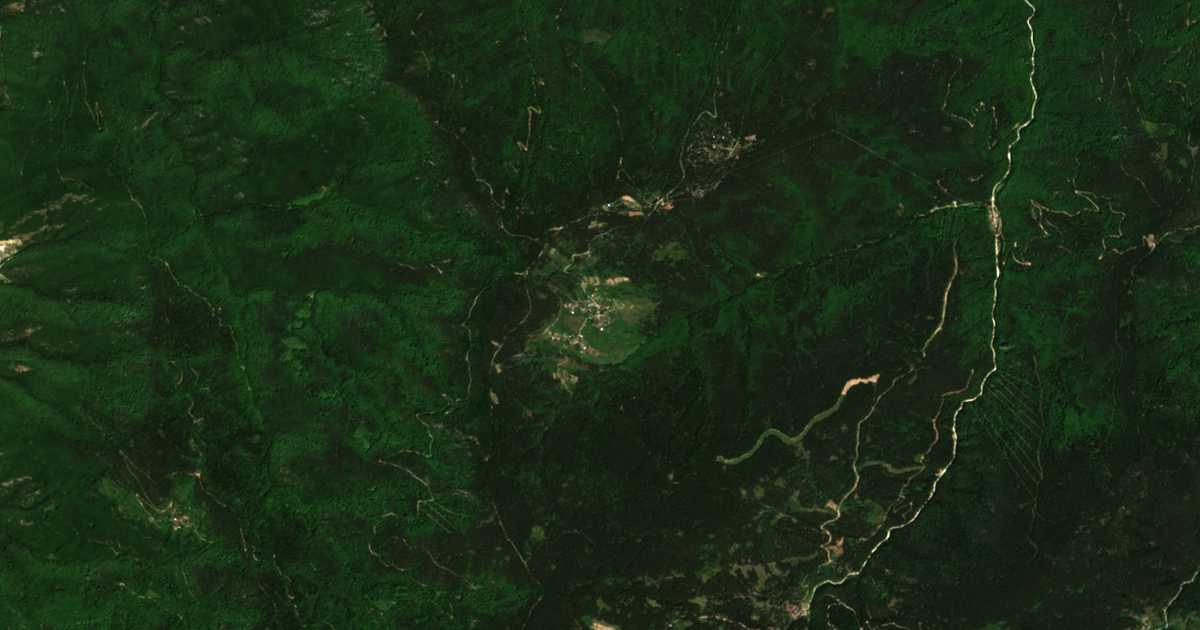Сателитна карта на Чурен